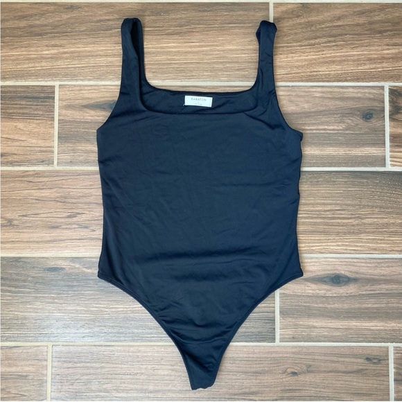 Aritzia Babaton Contour Squareneck Bodysuit Black - Picture 2 of 8
